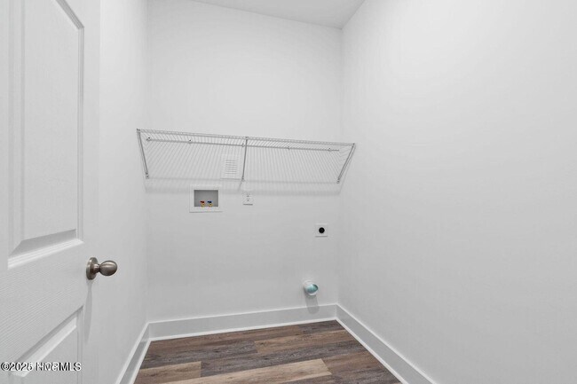Building Photo - 841 Greenwood Ct
