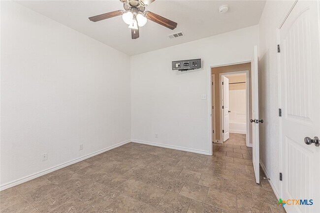 Building Photo - 3801 Appalachian Trl