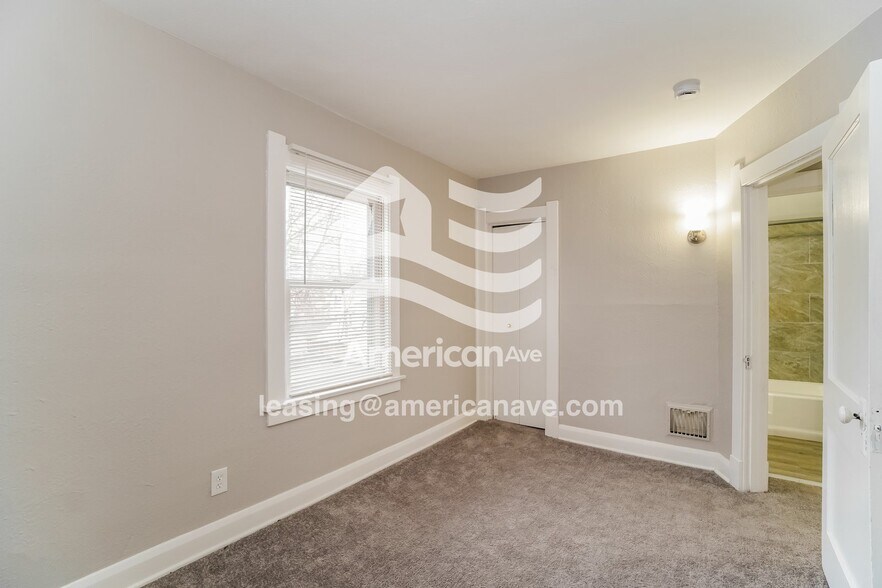 Building Photo - 3606 Leybourn Ave