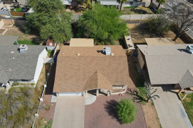 Building Photo - 3Bed/2Bath House at Baseline Rd/Rural Rd! Ready for Immediate Move-In! – NO HOA!
