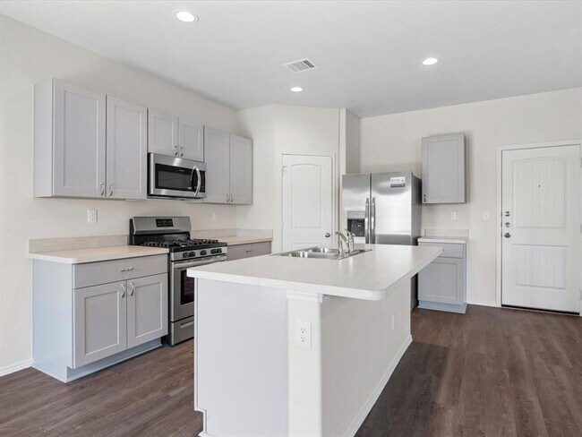 Building Photo - 25441 Carnation Ct