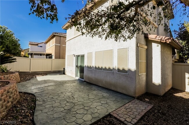 Building Photo - 10525 Silver Cholla Ct