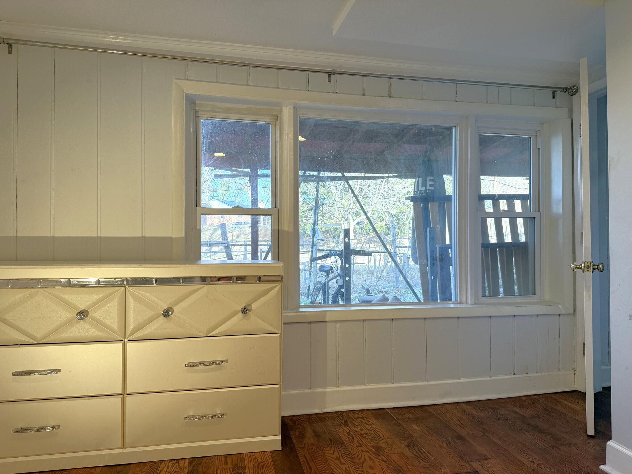 Building Photo - 9942 Frederick Rd