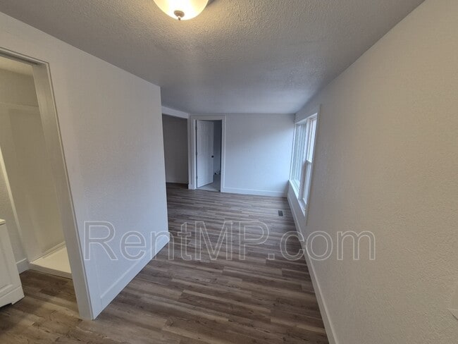 Building Photo - 1012 S Lansing