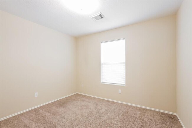Building Photo - 8822 Clearbourne Ln