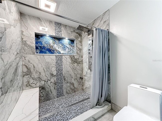 Building Photo - 12844 Oulton Cir