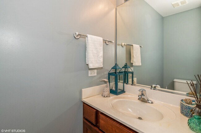 Building Photo - 358 S Winchester Dr