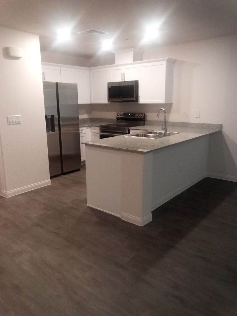 Building Photo - 2866 Coral Cascade Ct