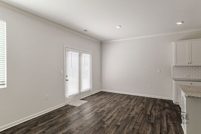 Building Photo - 835 Baker View Ln