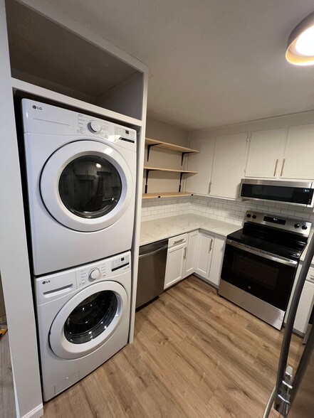 Building Photo - 5318 Howery Rd