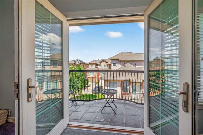 Building Photo - 7926 Stoneyway Dr