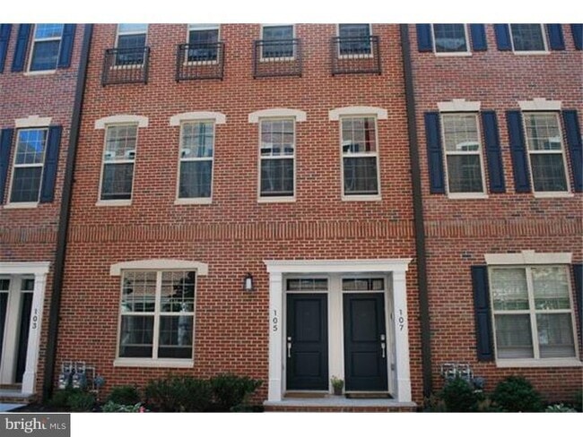 Building Photo - 105 Brinley Ct