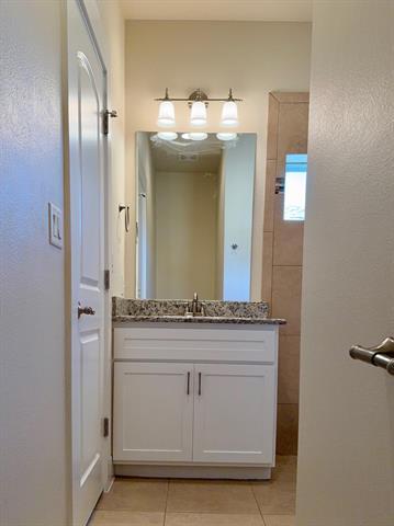 Building Photo - 210 Belleville Dr