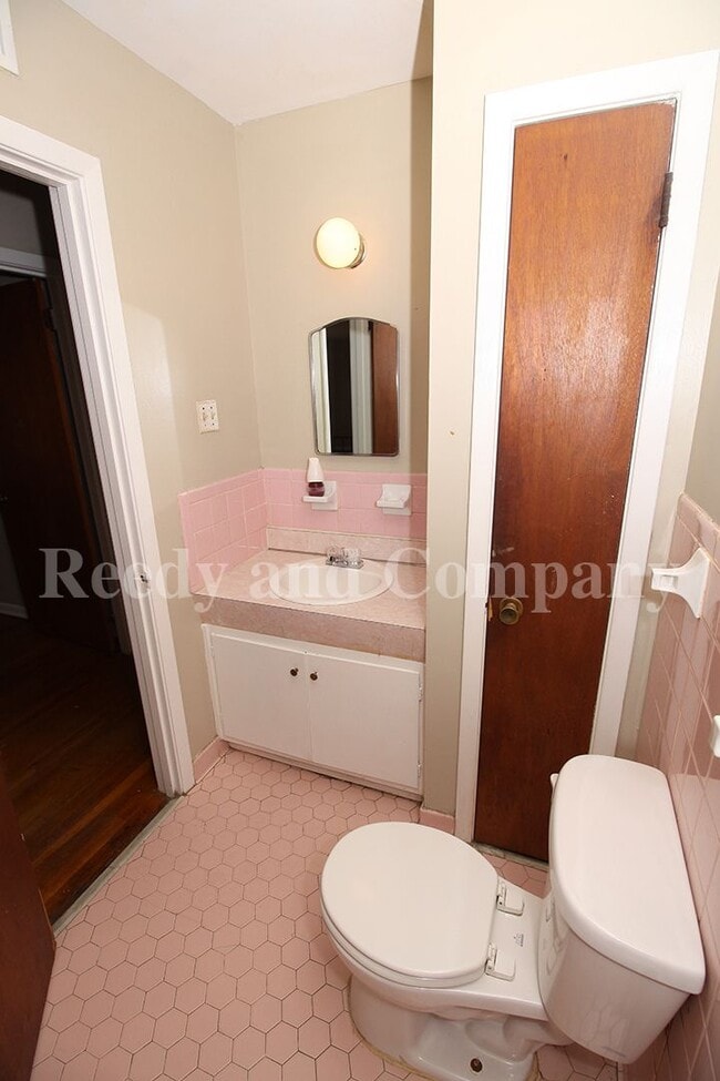 Building Photo - 3635 W Big Bend Dr