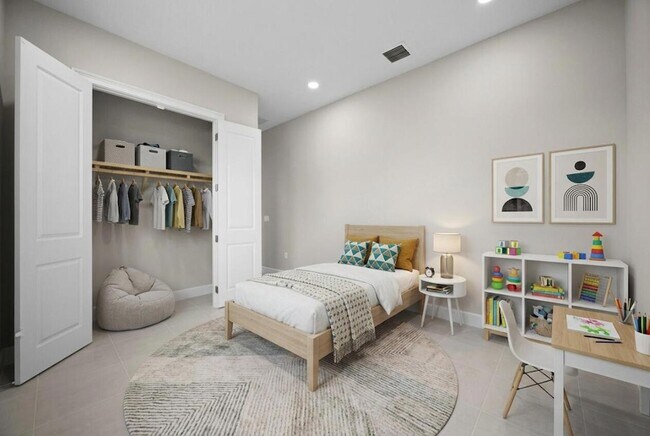 Building Photo - 5741 Beechnut Dr