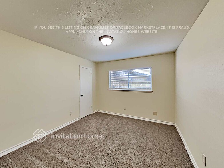 Building Photo - 19607 Horseshoe Lake Ln