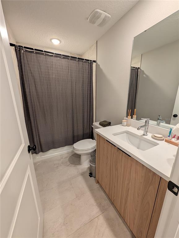 Building Photo - 2023 White Ave