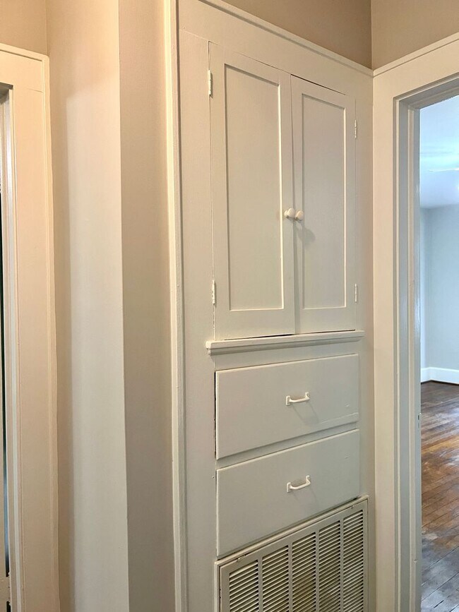 Building Photo - Stately Brick Home on Main Street