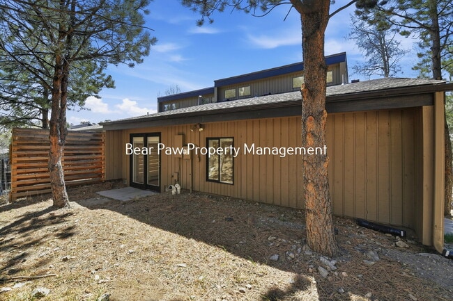 Building Photo - "Charming North  Evergreen Townhouse" "