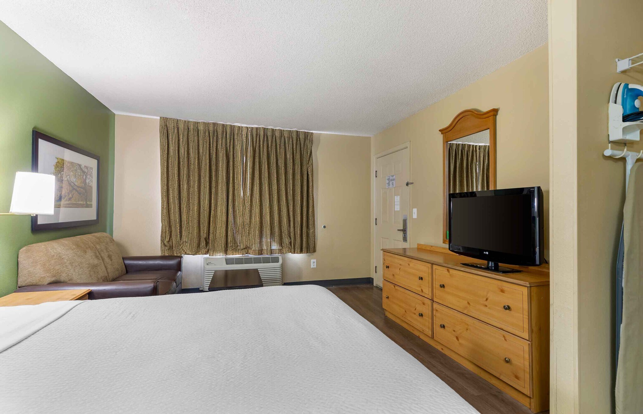 Building Photo - Furnished Studio-Seattle - Southcenter