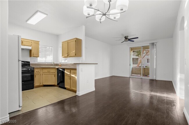 Building Photo - 1300 S Arlington St