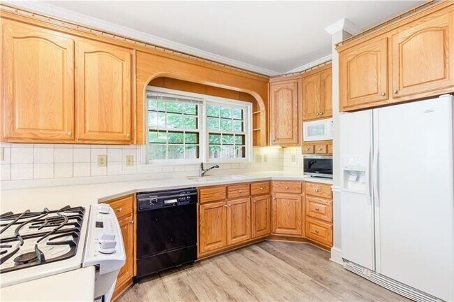 Building Photo - 919 Bridgegate Dr NE