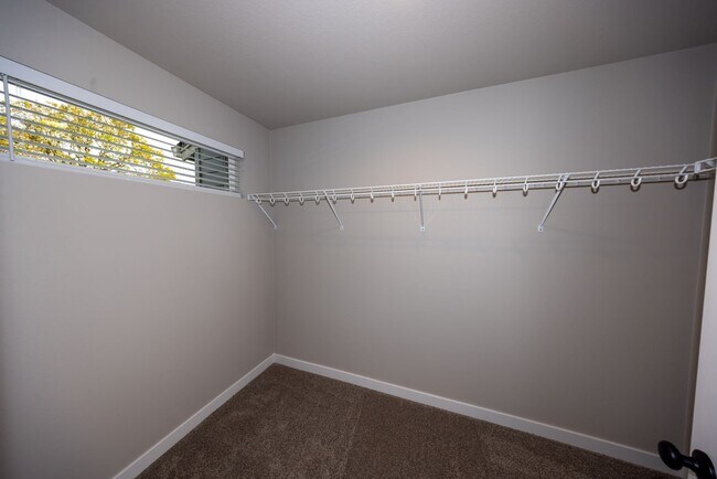 Building Photo - Brand New! - 3 Bedroom Townhome in Vancouv...