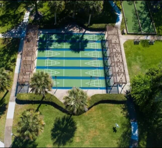 Building Photo - 82 Maple in the Wood