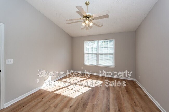 Building Photo - 1322 Pinnacle Ln
