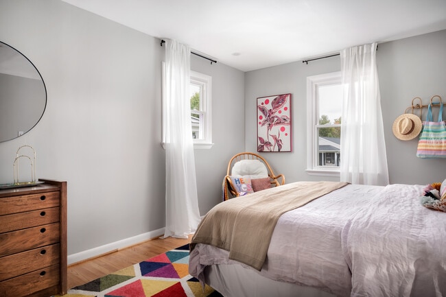 Building Photo - 4939 17th Rd N