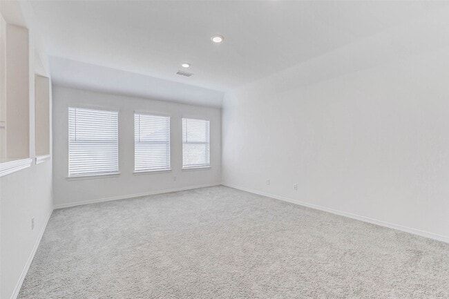 Building Photo - 30711 Thicket Ct