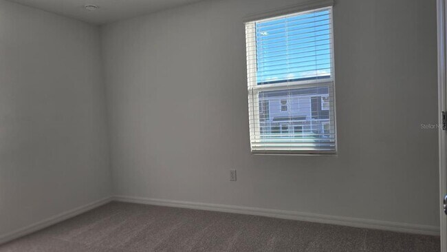 Building Photo - 2970 Skyline Lp