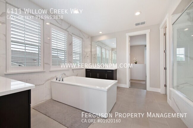 Building Photo - 4111 Willow Crk Wy