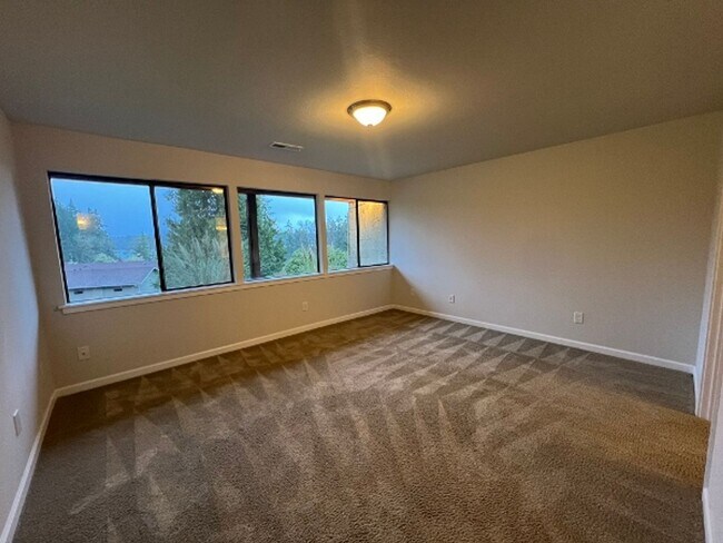 Building Photo - PENDING APPLICATION; Beach Front Access - ...