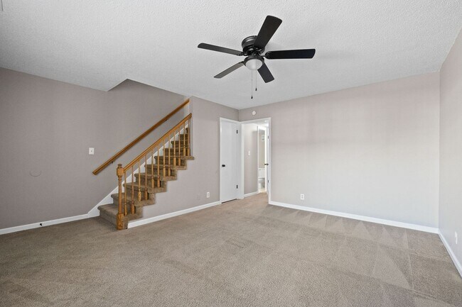 Building Photo - 405 Cook Dr