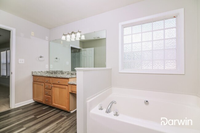 Building Photo - 6009 Brambleberry Way