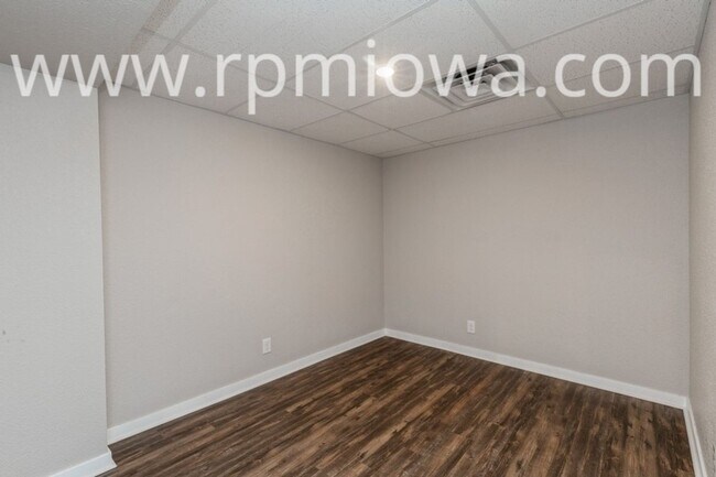 Building Photo - LARGE PRAIRIE TRAIL HOME!! 4 Bedroom, 3.5 Bath Home in Ankeny