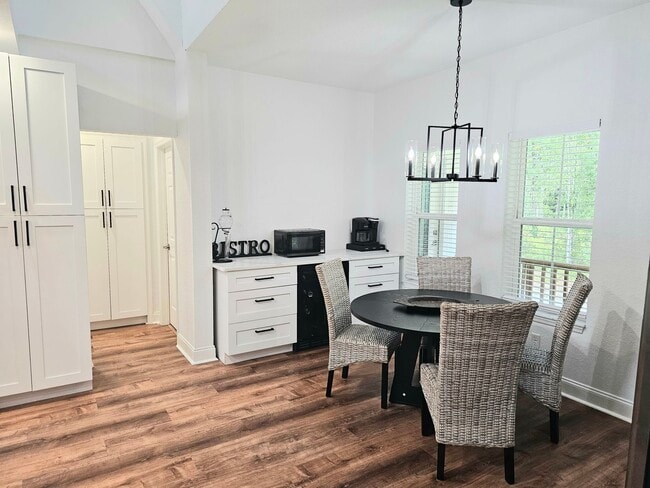 Building Photo - Tranquil Porch Retreat