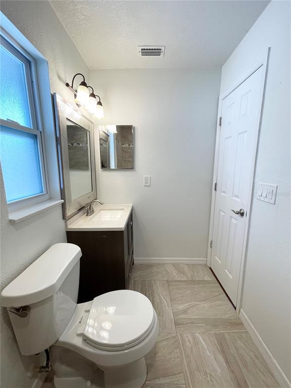 Building Photo - 7911 Aden Loop