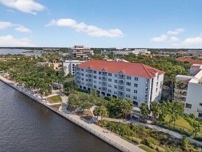 Building Photo - Completely Renovated Waterfront Condo – Fully Furnished