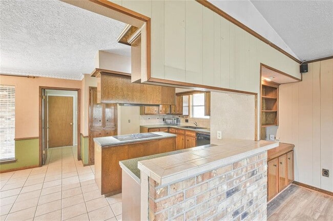 Building Photo - 3107 Woodstone Dr