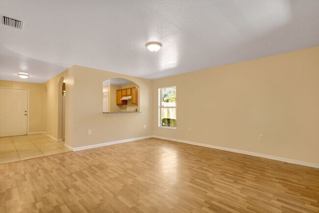 Building Photo - 3Bed 2Bath Single Family Home for Rent