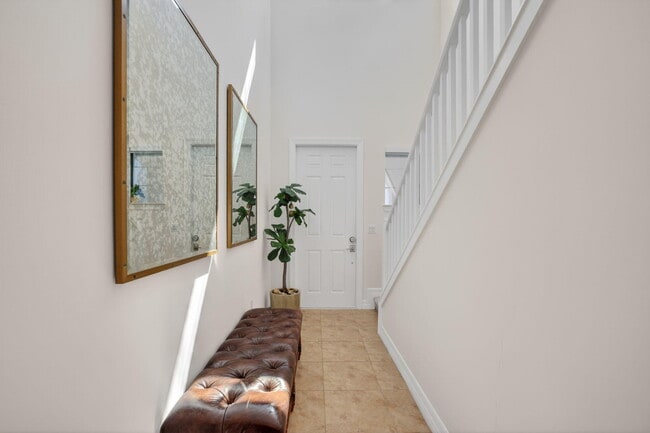 Building Photo - 4651 Pinehurst Trl E