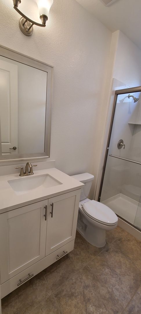 Building Photo - Luxury home in Springlake in Woodland