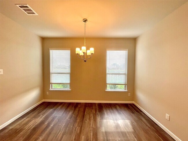 Building Photo - 441 Aurora Creek Ln