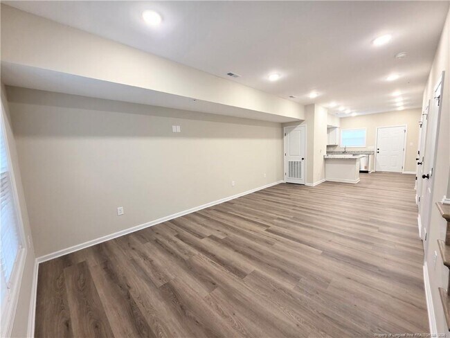 Building Photo - 1511 Fort Bragg Rd