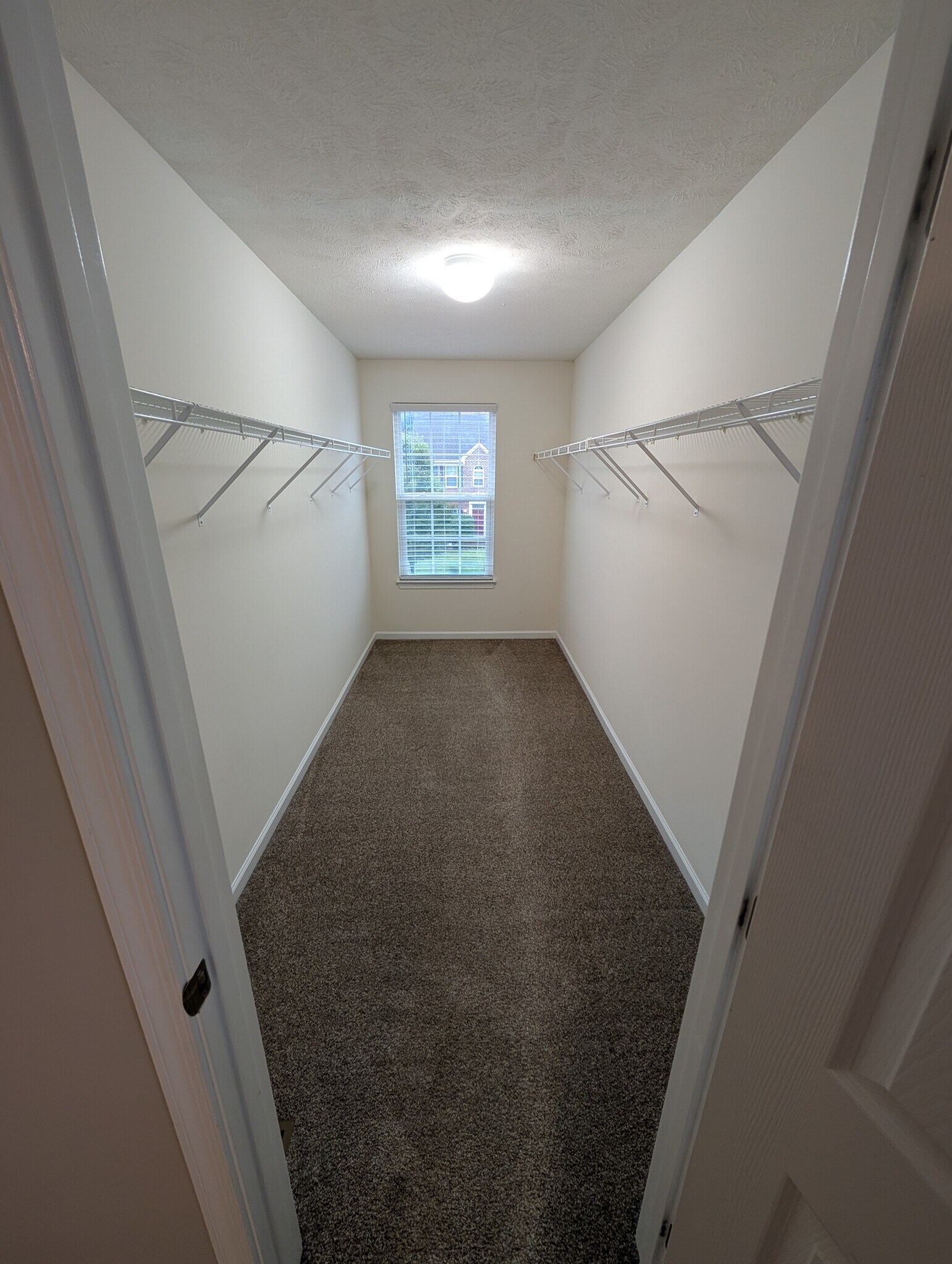 Master Walk In Closet - 10452 Joyce Ct