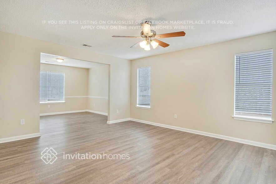 Building Photo - 7330 Cherry Laurel Dr