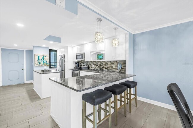 Building Photo - 9415 Blind Pass Rd