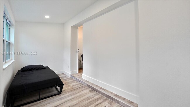 Building Photo - 1441 NE 154th Terrace